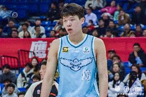 难救主！杨瀚森7中5拿到14分5板3助4帽 正负值-13