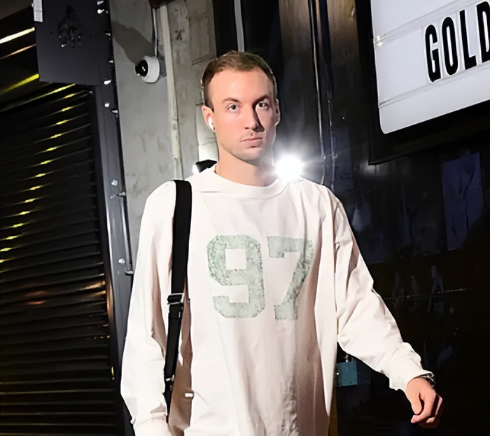 湖人2替补打成宝贝了！肯纳德进攻太全面，克勒贝尔效果压艾顿！|洛杉矶湖人队|卢克·肯纳德|NBA常规赛|nba|国王_新浪体育_新浪新闻