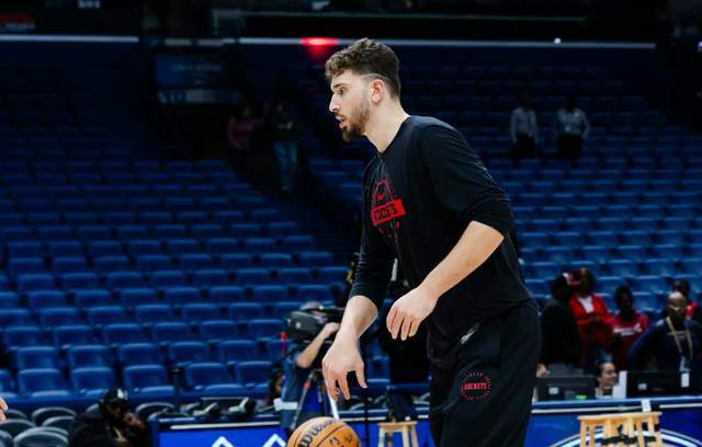 PG电子-申京眼神防守，13+8+7伪全能 火箭队锋线三分10中1 失去射手定位